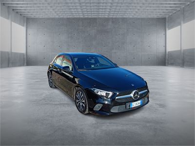 MERCEDES Classe A     (V177) A 180 d Automatic Business Extra USATO Diesel